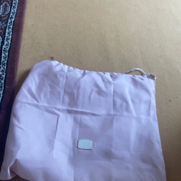 Stylish Beige and Green Tote Bag - Picture 5 of 5